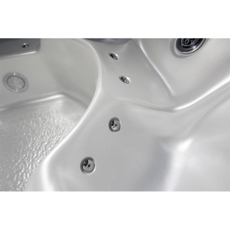 Гидромассажный спа-бассейн Sapphire Spas MySplash